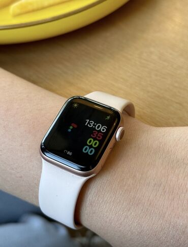 редми телефон 12: Продаю смарт-часы Apple Watch 5 40мм с корпусом цвета розового золота