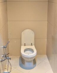 Uzunmüddətli kirayə mənzillər: Gənclik metrosuna yaxin ABU petrolun qarşısında 9 mərtəbəli bina 5-ci — 12