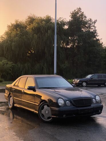 e55 w210: Mercedes-Benz E 320: 2001 г., 3.2 л, Механика, Бензин, Седан