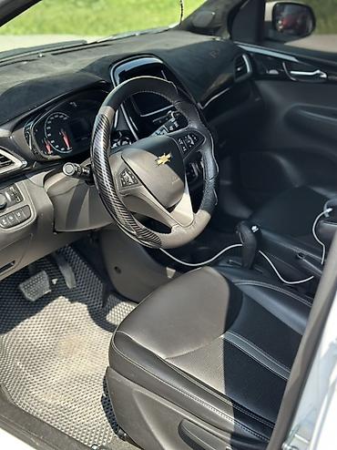 Chevrolet: Chevrolet Spark: 2020 г., 1 л, Вариатор, Бензин, Хэтчбэк — 8