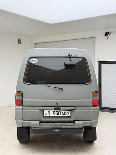 590: Mitsubishi Delica: 1995 г., 2.5 л, Автомат, Дизель, Внедорожник — 6
