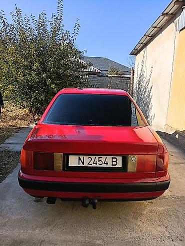 mazda f: Audi 100: 1992 г., Седан — 4