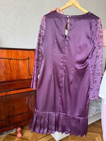 2 ci el donlar: Коктейльное платье, Миди, XL (EU 42)