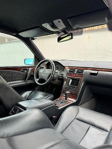 Mercedes-Benz: Mercedes-Benz E-Class: 1997 г., 3.2 л, Автомат, Бензин, Седан at lalafo.kg — 12 Mercedes-Benz: Mercedes-Benz E-Class: 1997 г., 3.2 л, Автомат, Бензин, Седан — 12