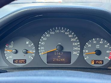 roewe e5: Mercedes-Benz E-Class: 2001 г., Автомат, Седан — 4