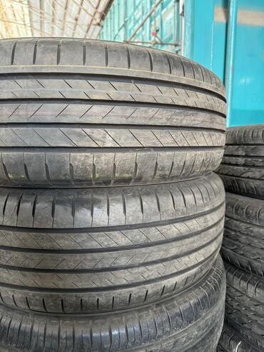 Шины: Шины 215 / 60 / R 17, Лето, Б/у, Пара, Легковые, Япония, Bridgestone