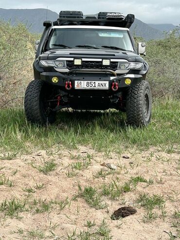 автомашина бишкек: Toyota FJ Cruiser: 2007 г., 4 л, Автомат, Бензин, Внедорожник