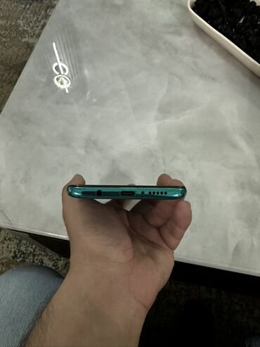 Redmi: Redmi Not 8 Pro Ram 6 GB Yaddaş 64 GB Zaryatqanı Əla saxlayır . - — 5