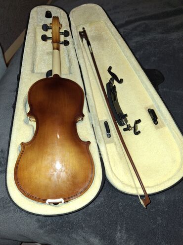 Skripkalar: Məhsul: Skripka dəsti -2/4 ölçülü, qəhvəyi rəng, 4sim, 4aşıq İDEAL -da lalafo.az — 9 Skripkalar: Məhsul: Skripka dəsti -2/4 ölçülü, qəhvəyi rəng, 4sim, 4aşıq İDEAL — 9