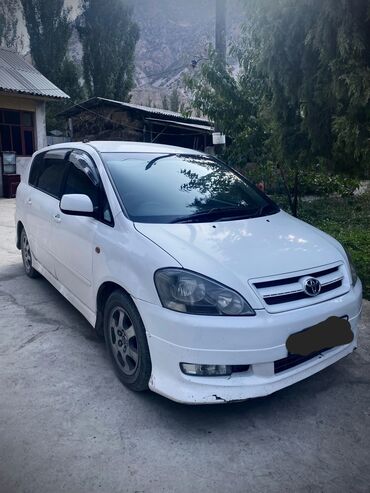 алмашам машинага: Toyota Ipsum: 2002 г., 2.4 л, Автомат, Бензин, Минивэн