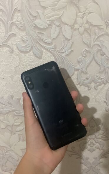 а32 телефон: Xiaomi, Mi A2 Lite, Б/у, 32 ГБ, цвет - Черный