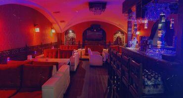 Restoran, kafelər: Azadliq metrosuna yaxin yerləşən pab, ümumi sahəsi 200 kv,m olan, ayi — 7