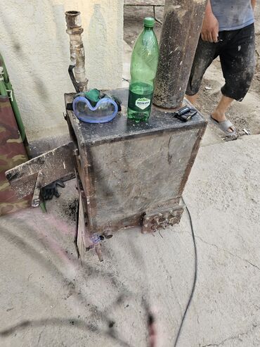 Межкомнатные двери: Продаю газовую котёл и печку в хорошем состоянии и печка Угольная — 6