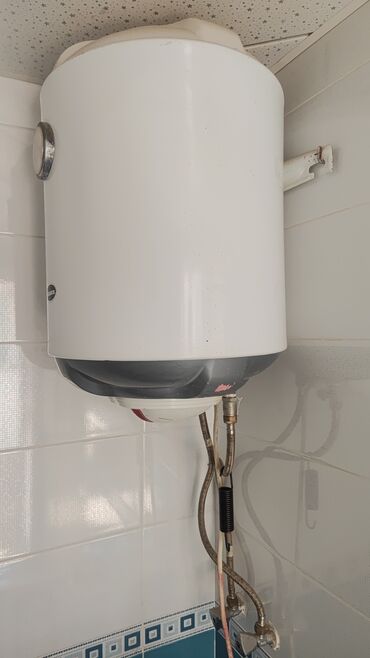 işləmiş soyducu: Ariston 80 l, İşlənmiş, Ünvandan götürmə