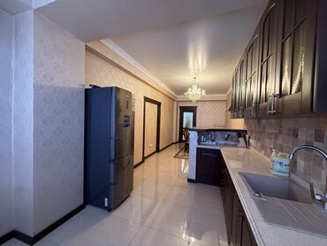 Продажа квартир: 3 комнаты, 140 м², Элитка, 8 этаж, Дизайнерский ремонт — 11