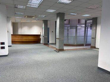 Poslovni prostor: Izdaje se ekskluzivan poslovni prostor 350m2 u poslovnoj zgradi na — 8
