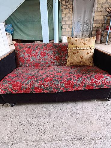 iwlenmiw divan kreslo: Divan, İşlənmiş, Açılmayan, Bazasız, Parça, Çatdırılma yoxdur — 4