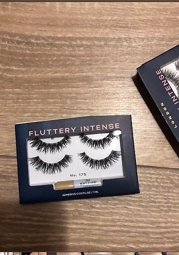 klaç: Anastasiya gel gash ucun 30 man,urban decay fiksator 40 man,mac klac — 4