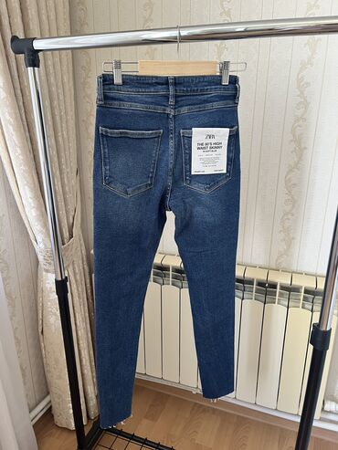 idman və hobbi: Zara qadın Yeni etiketli jeans şalvar
36 razmer 🩶 Yüksek bel