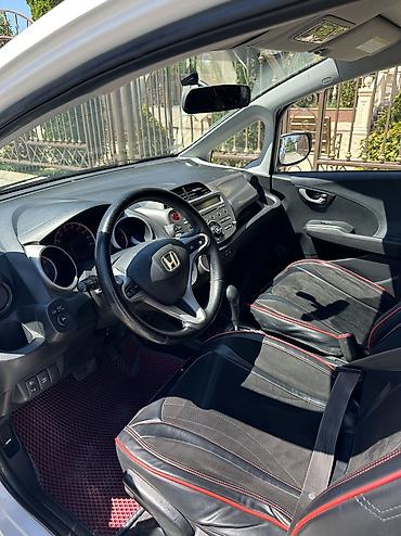 жак бу: Honda Jazz: 2009 г., Бензин, Хетчбек — 6