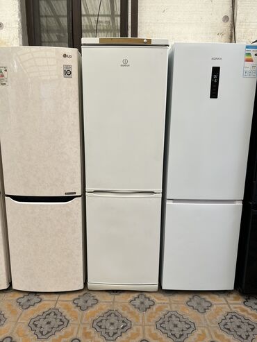 холодильник морозильник: Холодильник Indesit, Б/у, Двухкамерный, 60 * 200 * 60