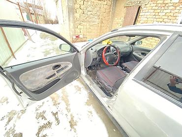 Mitsubishi: Mitsubishi Carisma: 1995 г., 1.8 л, Механика, Бензин, Седан — 3