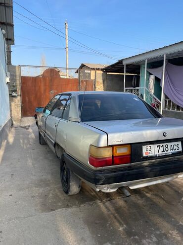 Audi: Audi 100: 1986 г., 1.8 л, Механика, Бензин, Седан — 1