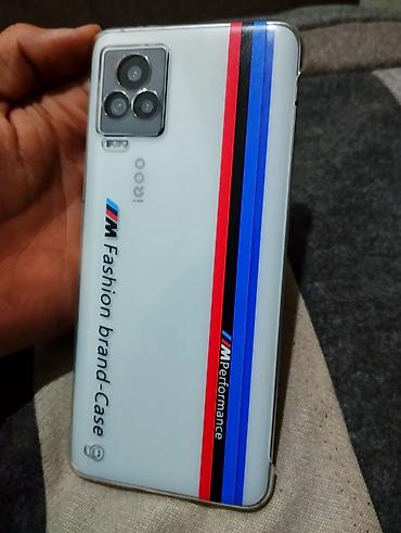 монитор 30: Vivo iQOO 7, Б/у, 256 ГБ, цвет - Белый, 2 SIM — 3