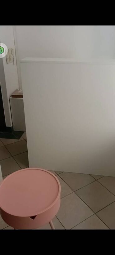 Ostali nameštaj: Pult 7 Materijal i Dekor: Izrađuje se od univera debljine 18mm u — 9