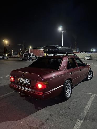 413 cdi: Mercedes-Benz W124: 1991 г., Седан — 2