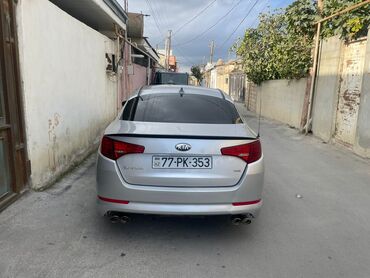 Kia: Kia Optima sedan – gümüşü rəngdə, şıq və idman ruhlu komplektasiya — 2