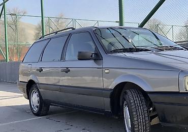 pass: Volkswagen Passat: 1992 г., 2 л, Бензин — 3