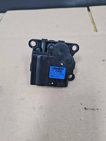 MOTOR KLAPNE VENTILACIJE ZA HYUNDAI IX35