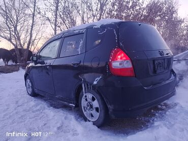 автомобиль расрочка: Honda Fit: 2003 г., 1.5 л, Вариатор, Бензин, Хэтчбэк