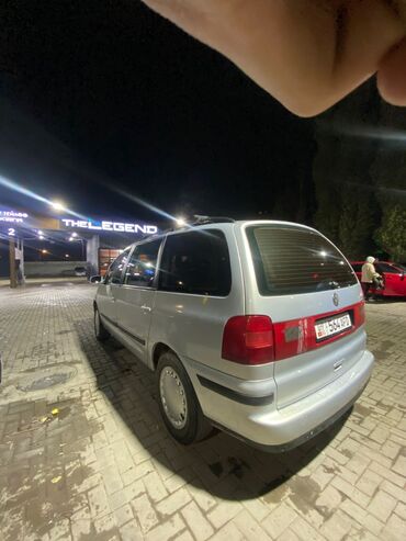 токтогул транспорт: Volkswagen Sharan: 2003 г., 1.8 л, Механика, Бензин, Минивэн