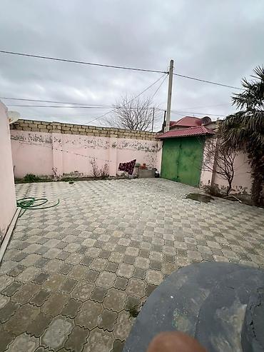 kosk satisi: Satış üçün həyət evi. Şəkillərdən göründüyü kimi ev hasarlanmış həyətə — 5