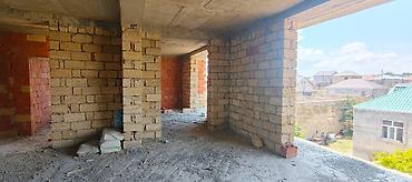 7 mərtəbə: Hasar karkas beton kəmər üzrində tikilib və izolyasiya olunub. Ev — 3