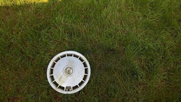 Auto oprema: Ratkapne na komad Slanje Brzom postom ide na odgovornost Primaoca. ( — 1