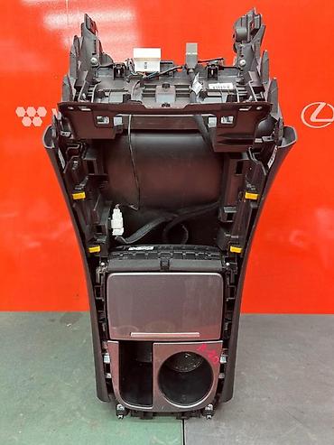 Другие детали салона: Консоль центральная, между сидений, подлокотник Hyundai Santa Fe D4HE — 3