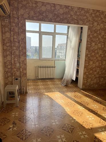 agsuda ev satilir: Kirayə verilir Neftcilər m 2 otaq . Qiymət münasibdi. Uzunmudətli — 6