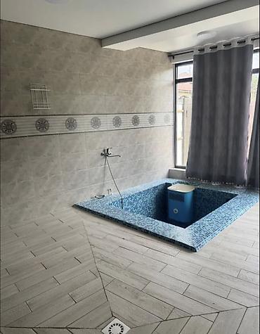 Долгосрочная аренда домов: 300 м², 4 комнаты at lalafo.kg — 11 Долгосрочная аренда домов: 300 м², 4 комнаты — 11