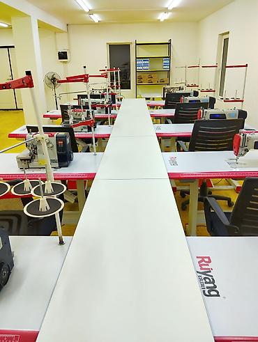 Швеи: Швея, Постоянная, Прямострочка, Район: Красный Строитель ж/м, Рубашки и блузы, Оплата: Сдельная, Опыт работы: 1-2 года опыта — 7