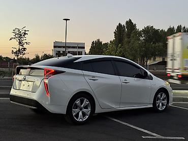 byd e1: Toyota Prius: 2017 г., 1.8 л, Автомат, Гибрид, Лифтбек — 7