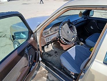 Mercedes-Benz: Mercedes-Benz W124: 1988 г., 2.3 л, Механика, Бензин, Универсал — 5