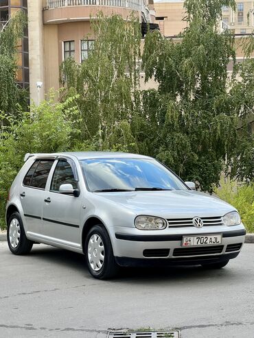 1 9 тди: Volkswagen Golf: 2002 г., 1.6 л, Механика, Бензин, Хетчбек