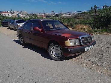 disk: Mercedes-Benz 190 (W201): 2.2 l | 1991 il Sedan — 4