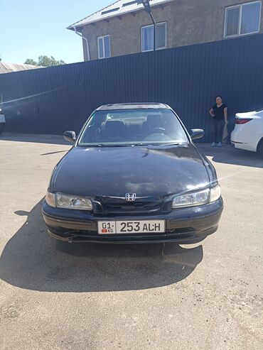мотор на степвагон: Honda Accord: 1993 г., 2.3 л, Механика, Бензин, Седан