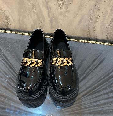dırnaq laklari: Qadın üçün qara lak dəridən loaferlər - Material: parlaq lak formalı — 2