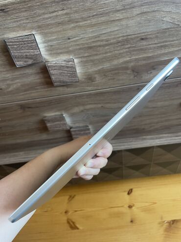 Samsung: Samsung tab a7 nomre geden modeli. 64 gb yaddas. Ciziqsiz ideal — 5