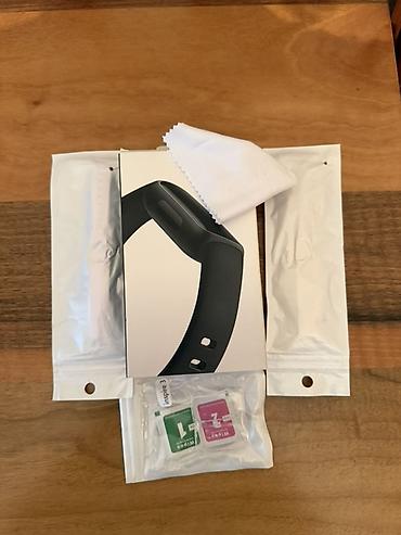 smart qolbaq: Fitbit Inspire 3 – sağlamlıq və fitnes izləyicisi Xüsusiyyətlər: - — 1